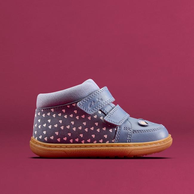 Clarks kids' Flash Top blue shoes.